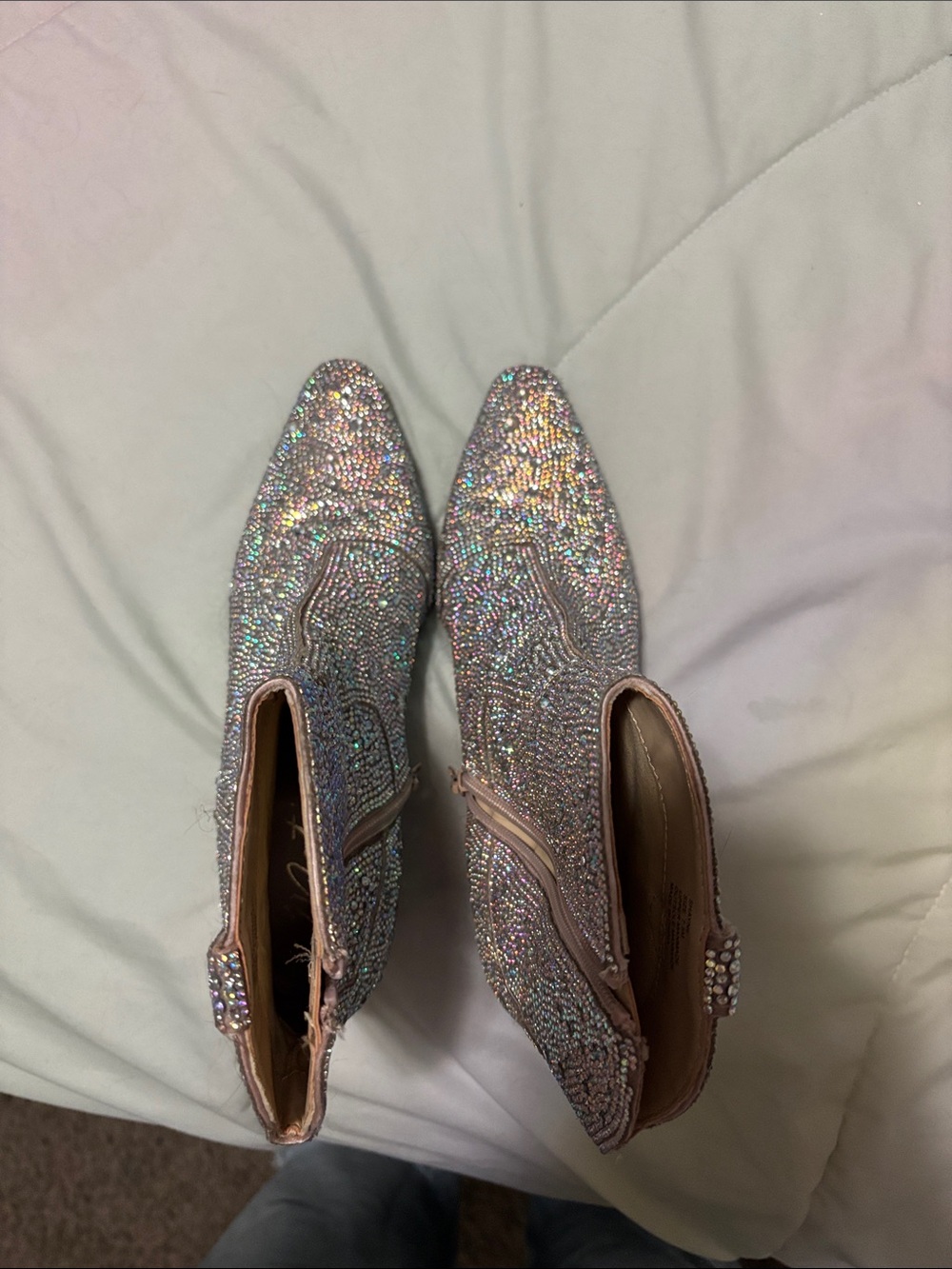 Women's 7.5 Matisse Bedazzled Mini Cowboy Boot with Baby Heel